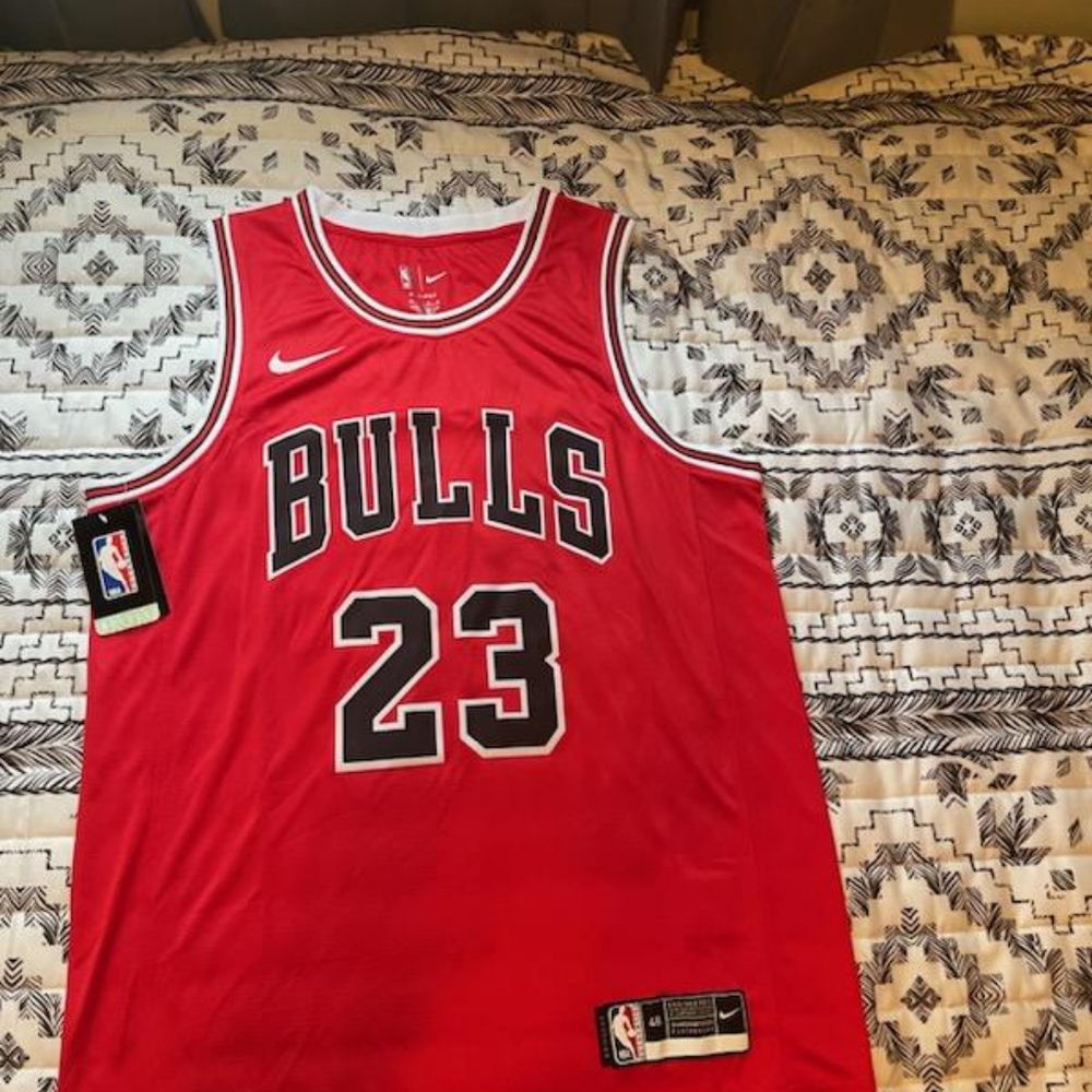 Jersey - Picture 3 of 3